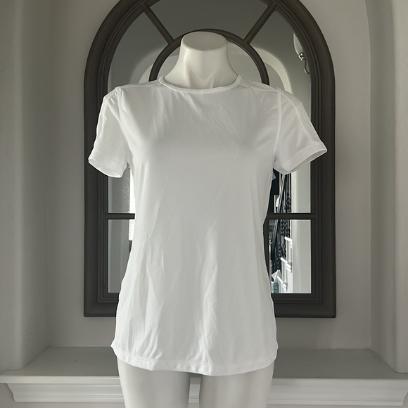 ID-Ideology Birdseye Mesh T-Shirt in White, Size S New w/Tag - Picture 2 of 8